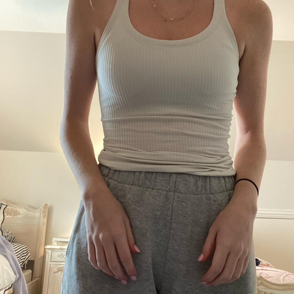 Lululemon ebb to street tank